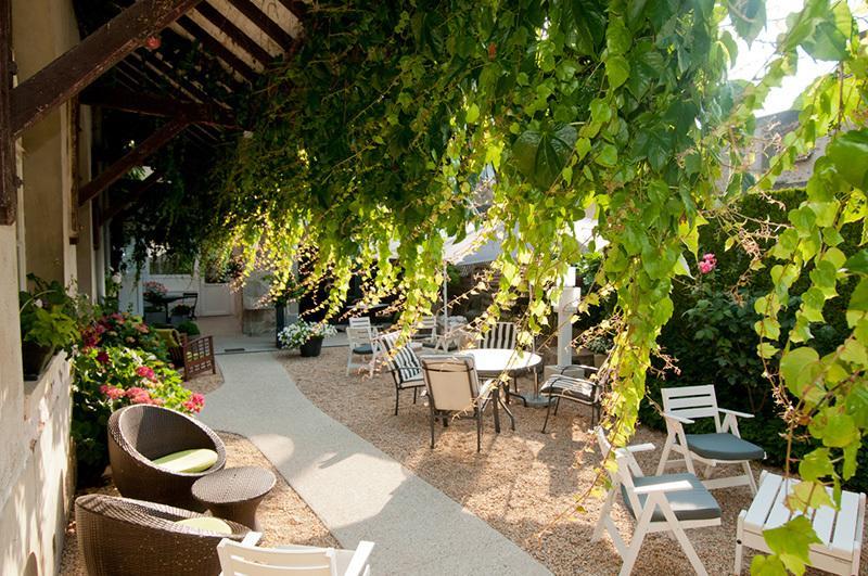 Logis Hotel Restaurant Nougier Saint-Étienne-de-Fursac Zewnętrze zdjęcie
